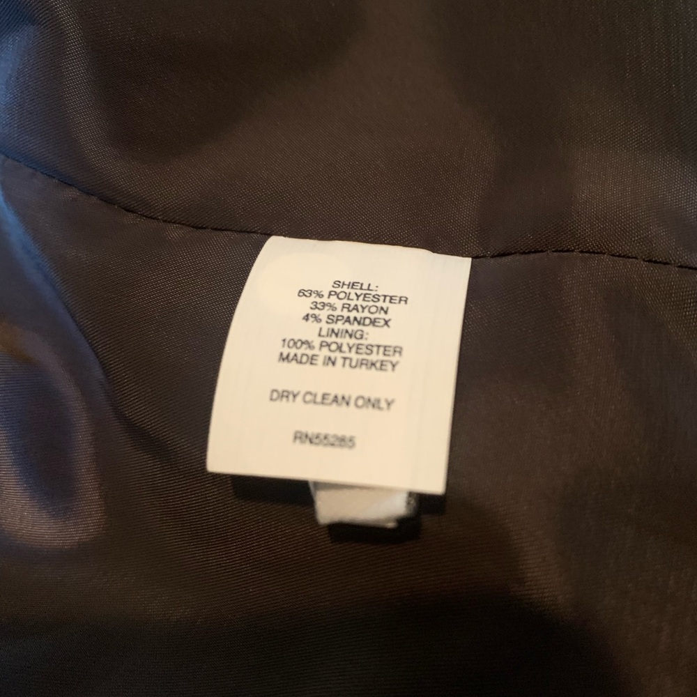 Express Design Studio Suit - image 7